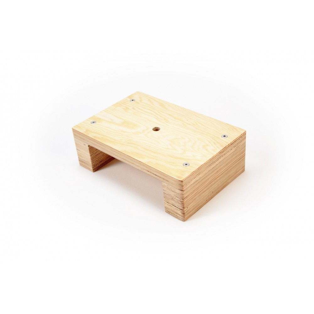 Basso Block 4" Udengo - Size: 4" x 11,8" x 8" (10 cm x 30cm x 20 cm)Weight: 4,1 lbs (1,85kg) Material: 24mm birch/pine plywood 1