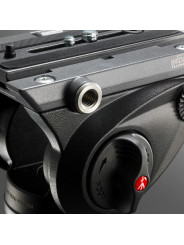 PRO FLUID Kopf mit flacher Basis Manfrotto - Fluid Drag System bei PAN- und TILT-Bewegungen behoben 2,4 kg voreingestelltes Gege