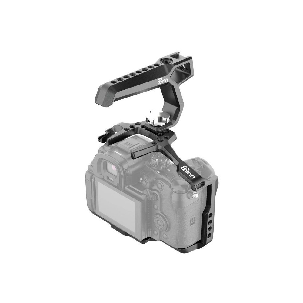 Panasonic GH6 Cage 8Sinn - - 1/4" Befestigungspunkte- Arri-Aufnahmepunkt (3/8" Befestigungspunkt oben)- M4-Gewinde (oben vorne,