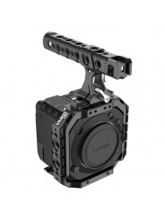 Cage for Panasonic BS1H / BGH1 8Sinn - Key features:

1/4" mounting points
Arri locating points (+ 3/8" mounting points)
M4 moun