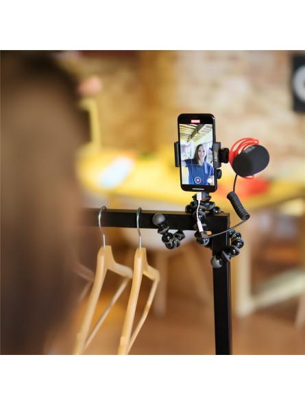 GripTight PRO 2 GorillaPod Joby - 
GripTight PRO 2 Mount securely holds up to plus size phone
Works in landscape or portrait mod