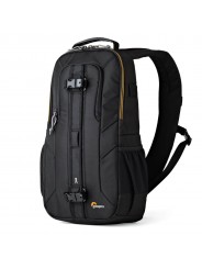 Slingshot Edge 250 AW Black Lowepro - 
Compact DSLR with attached lens (like 18-200mm) plus extra lens
Room for personal gear su