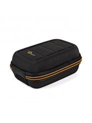 Hardside CS 20 Lowepro - Rugged and protective rigid camera case for small point-and-shoots.

FormShell™ exterior offers lightwe