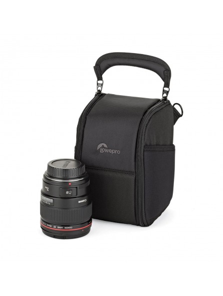 ProTactic Lens Exchange 100 AW Lowepro - 
Temporarily holds 2 lenses during exchange
Easy-grip main handle for smooth, single-ha