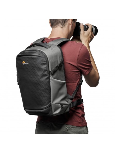 Flipside BP 300 AW III Dark Grey Lowepro - 
Fits Mirrorless with 70-200mm lens plus 3-4 additional lenses
Full backside access w