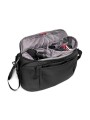 Advanced Hybrid Backpack III Manfrotto - 
Carry as backpack, shoulder bag, or handle bag to fit your style
Holds a DSLR or mirro