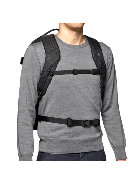 PRO Light Backloader Backpack M for CSC/DSLR Manfrotto - 
Holds full-frame CSC with attached grip and 70-200/2.8 lens
New M-Guar