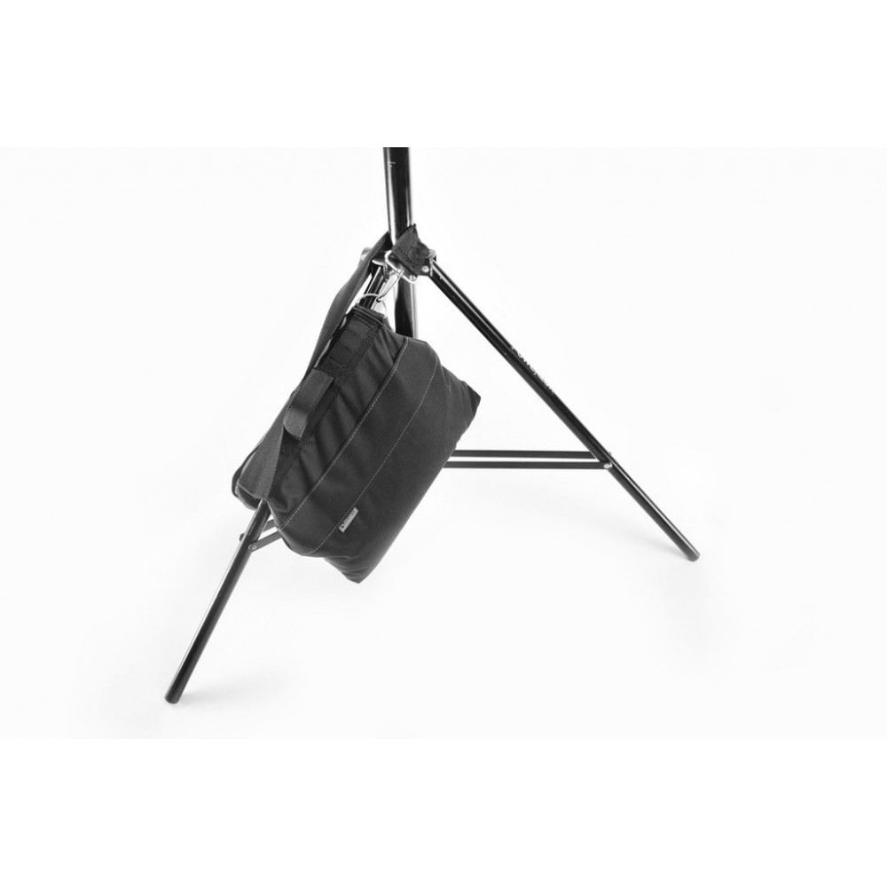 Sandsack Large 13kg Udengo - Größe: 38 cm x 22 cm / 15" x 8,8" Gewicht: ca. 13 kg (trockene Sandfüllung)Material: Cordura 1100D