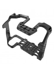 Panasonic S1 / S1R / S1H Cage 8Sinn - Key features:

1/4" mounting points
3/8" top&amp;bottom thread
Cold shoe
Strap holder
Ergo