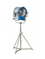 Super Wind Up 40 Stand Avenger - Wegklappbare Kurbel, aufrollbarer Getriebetragegurt
3 Sektionen und 2 Tragegurte, die