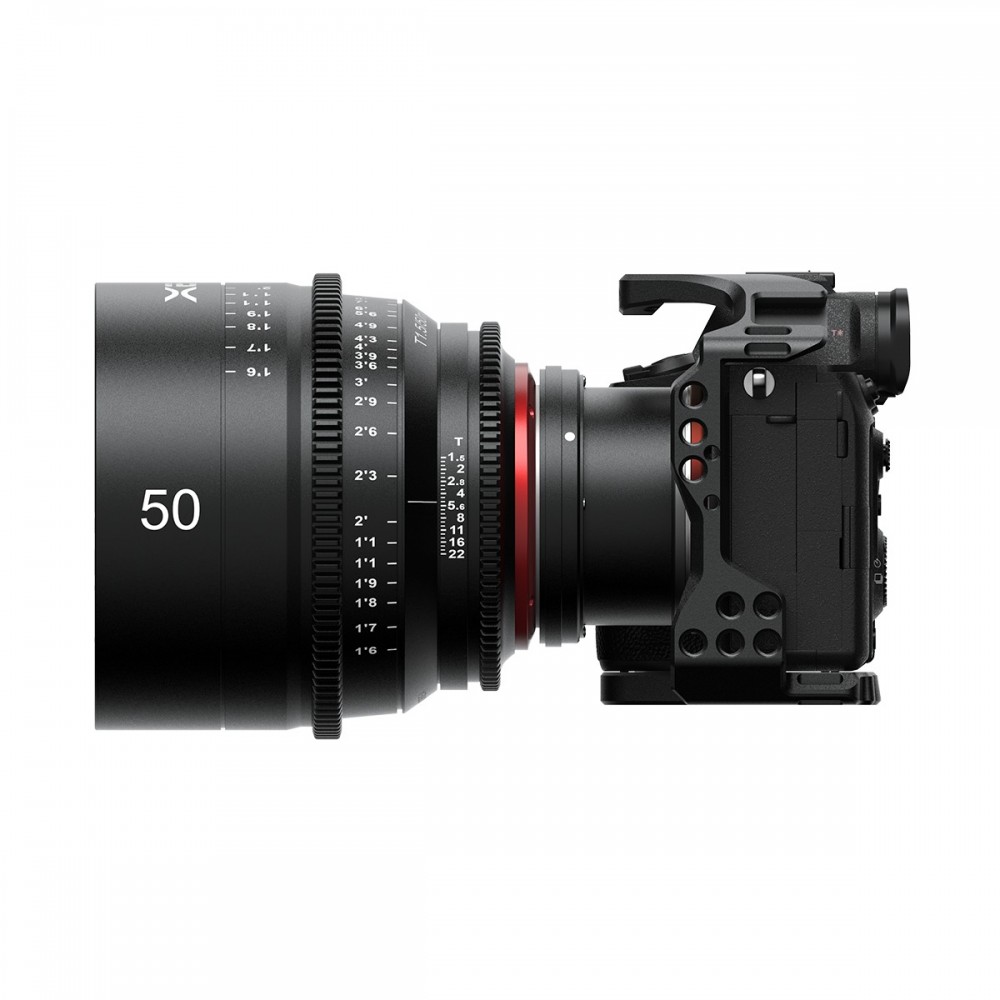 CAGE FOR SONY A7SIII / A7IV / A7RV 8Sinn - Hauptmerkmale:- 1/4" Befestigungspunkte- Arri-Aufnahmepunkt (3/8" Befestigungspunkt