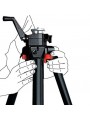 Schwarzes TRIAUT-Stativ Manfrotto - 
Beine einzeln oder gleichzeitig auslösen
Jeder Winkel ist separat einstellbar für totale