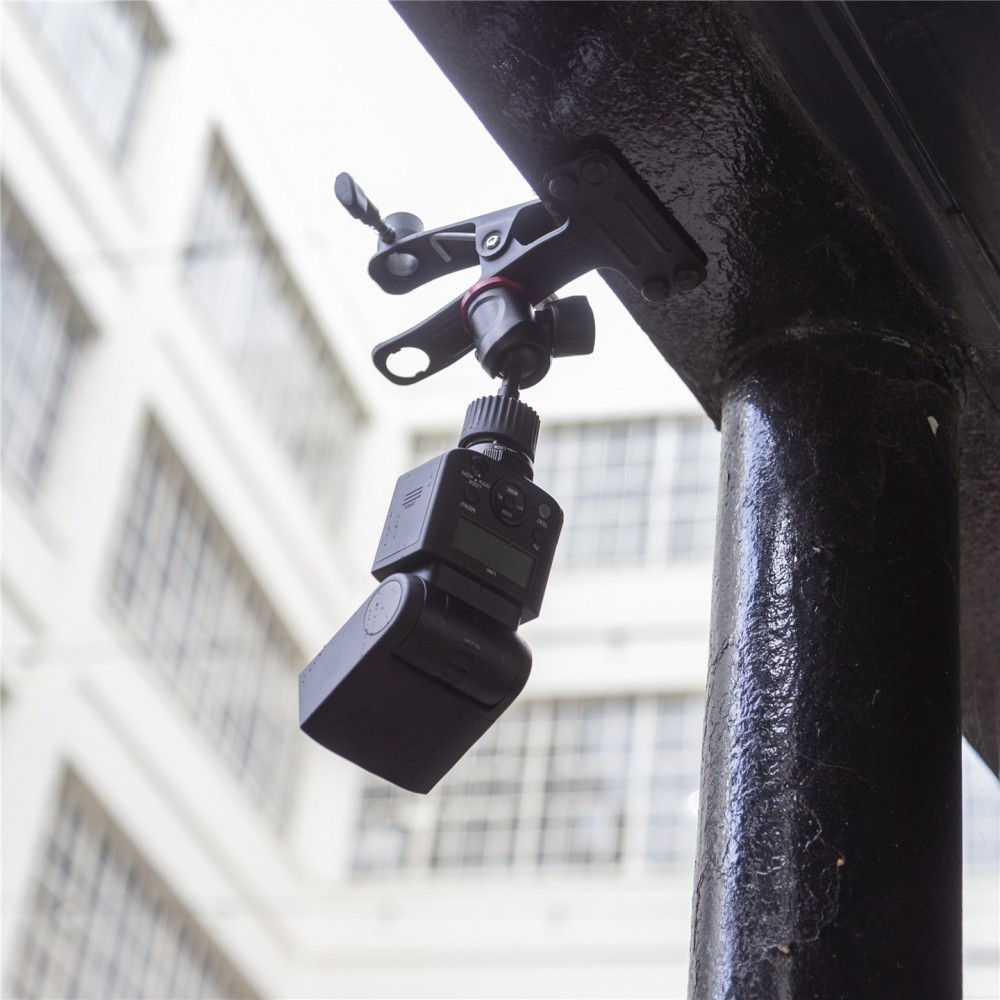 Cold Shoe Spring Clamp Manfrotto - Vielseitige, leichte Klemme mit zahlreichen Befestigungsmöglichkeiten
Innovative