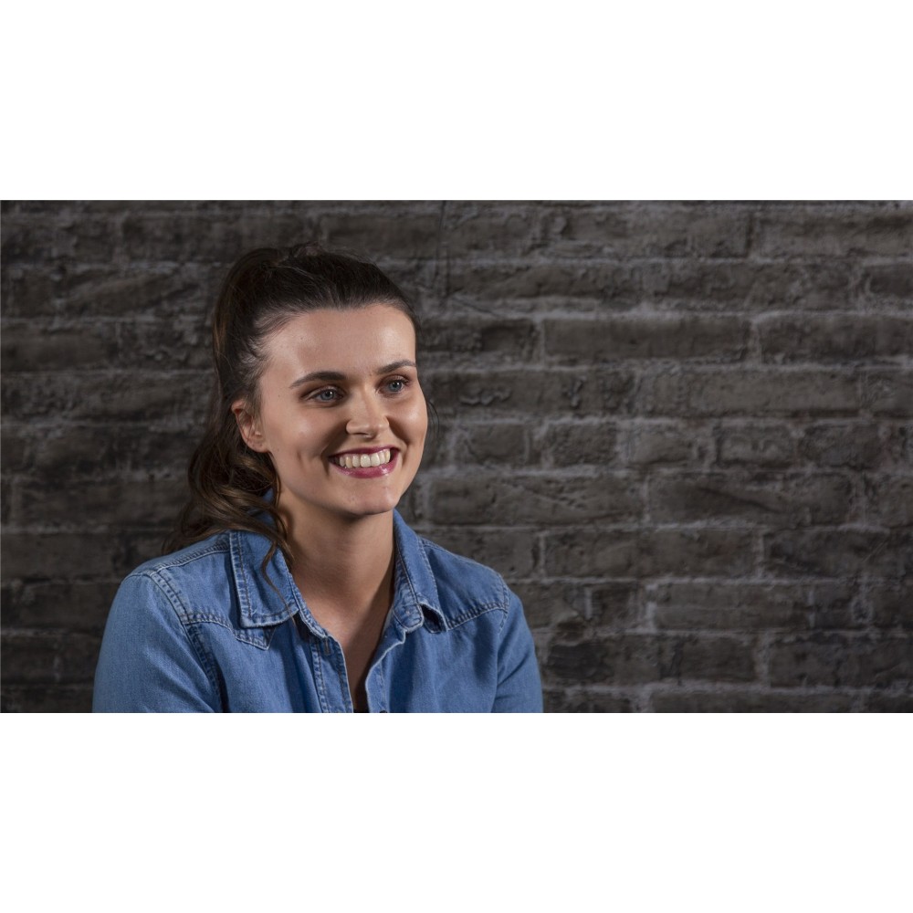 Urban Faltbar 1,5 x 2,1 m, weiß lackiert/industriegrauer Backstein Lastolite by Manfrotto - Der 2in1-Hintergrund verfügt über ei