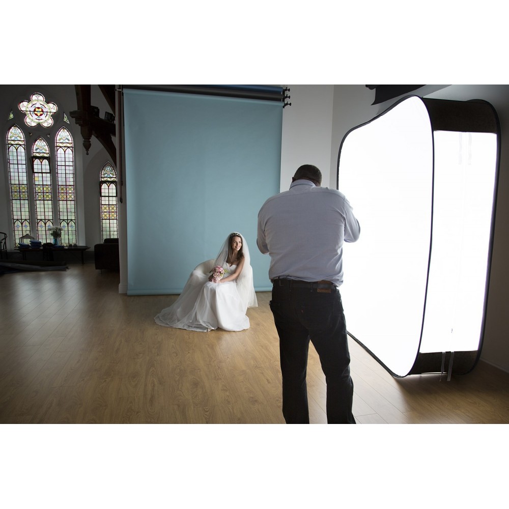 Tło podświetlane Hilite 1,5 x 2,15 m Lastolite by Manfrotto - Ideal für High-Key-Fotografie Hintergrund, der auch als sehr große