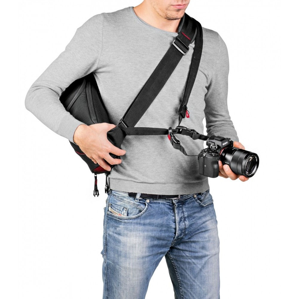 Pro Light FastTrack-8 sling bag Manfrotto - 
2-in-1 sling bag plus camera sling strap
Perfect for premium CSC like Sony A7 or A9