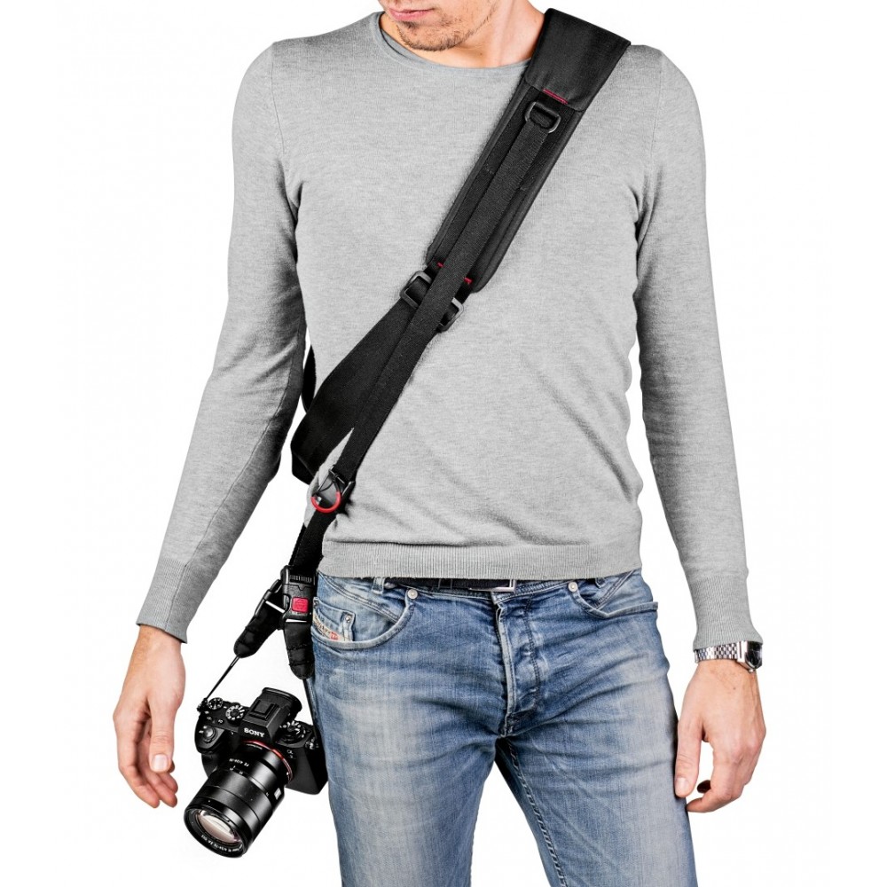 Pro Light FastTrack-8 sling bag Manfrotto - 
2-in-1 sling bag plus camera sling strap
Perfect for premium CSC like Sony A7 or A9