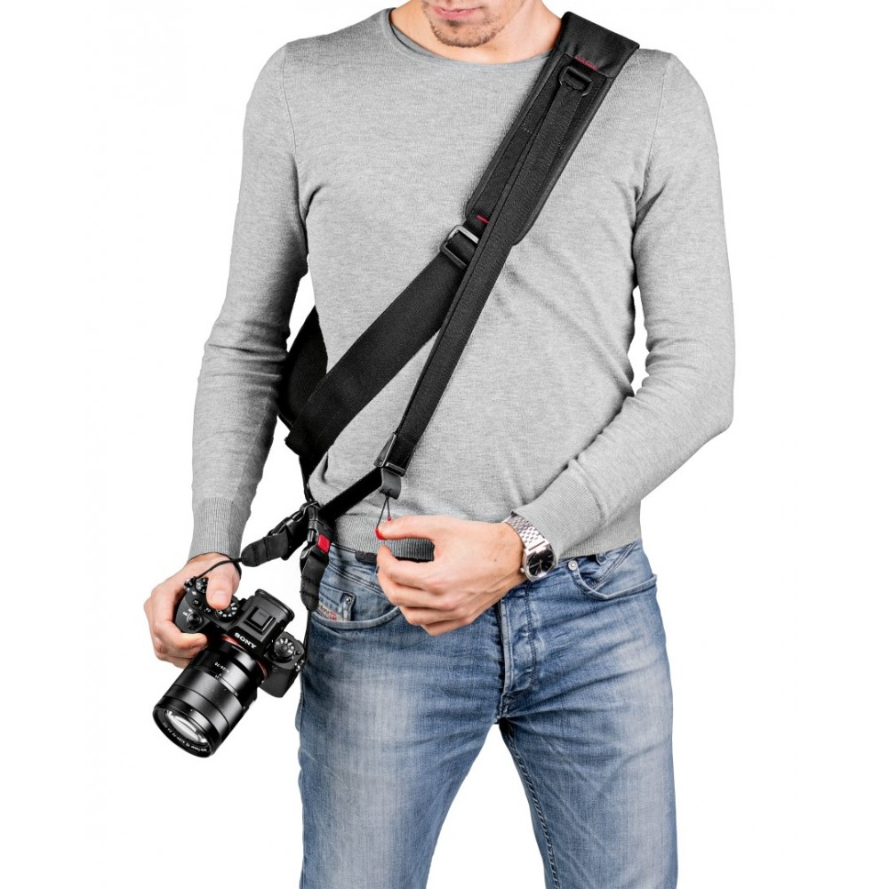 Pro Light FastTrack-8 sling bag Manfrotto - 
2-in-1 sling bag plus camera sling strap
Perfect for premium CSC like Sony A7 or A9