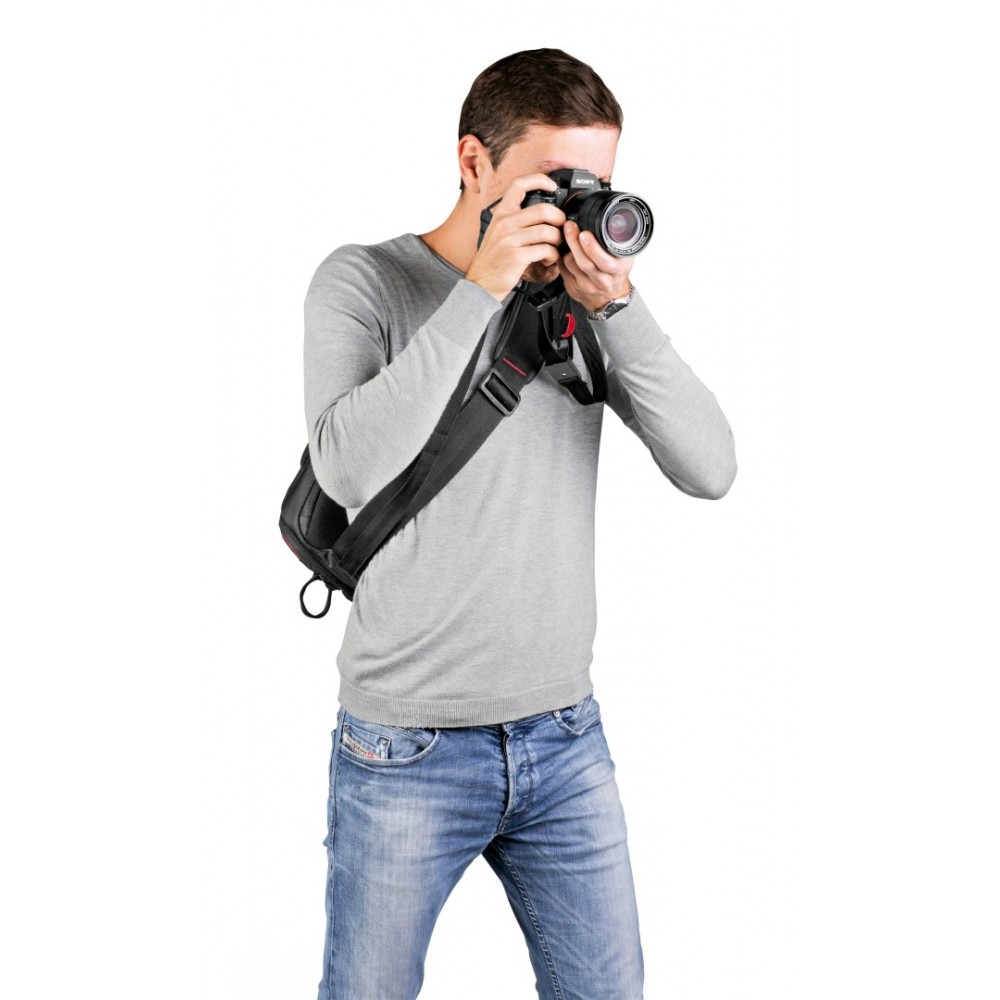 Pro Light FastTrack-8 sling bag Manfrotto - 
2-in-1 sling bag plus camera sling strap
Perfect for premium CSC like Sony A7 or A9