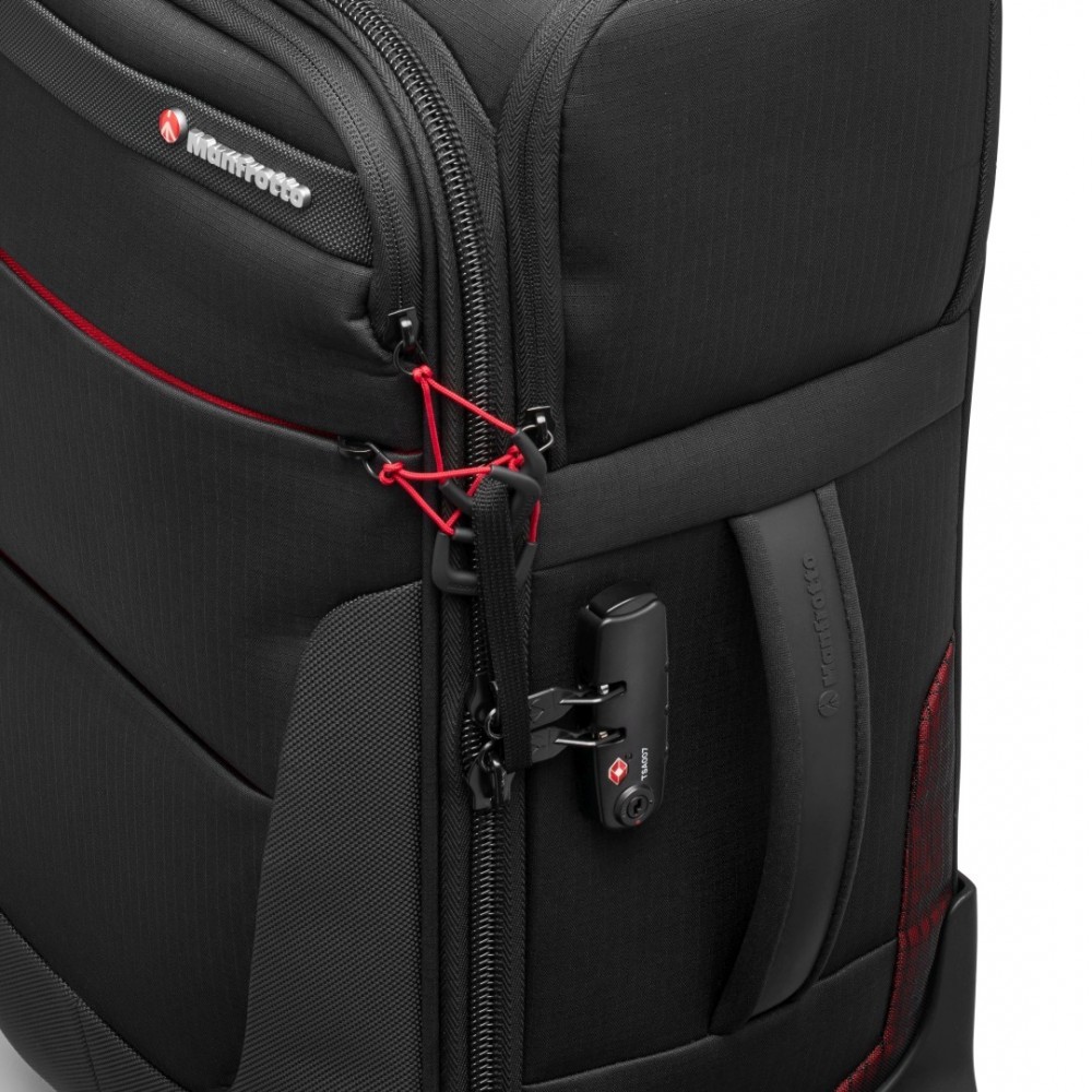 Pro Light Reloader Air-55 carry-on camera roller bag Manfrotto - 
Fits a Pro DSLR with 400/2.8 plus 3 lenses
Outer made from Pro