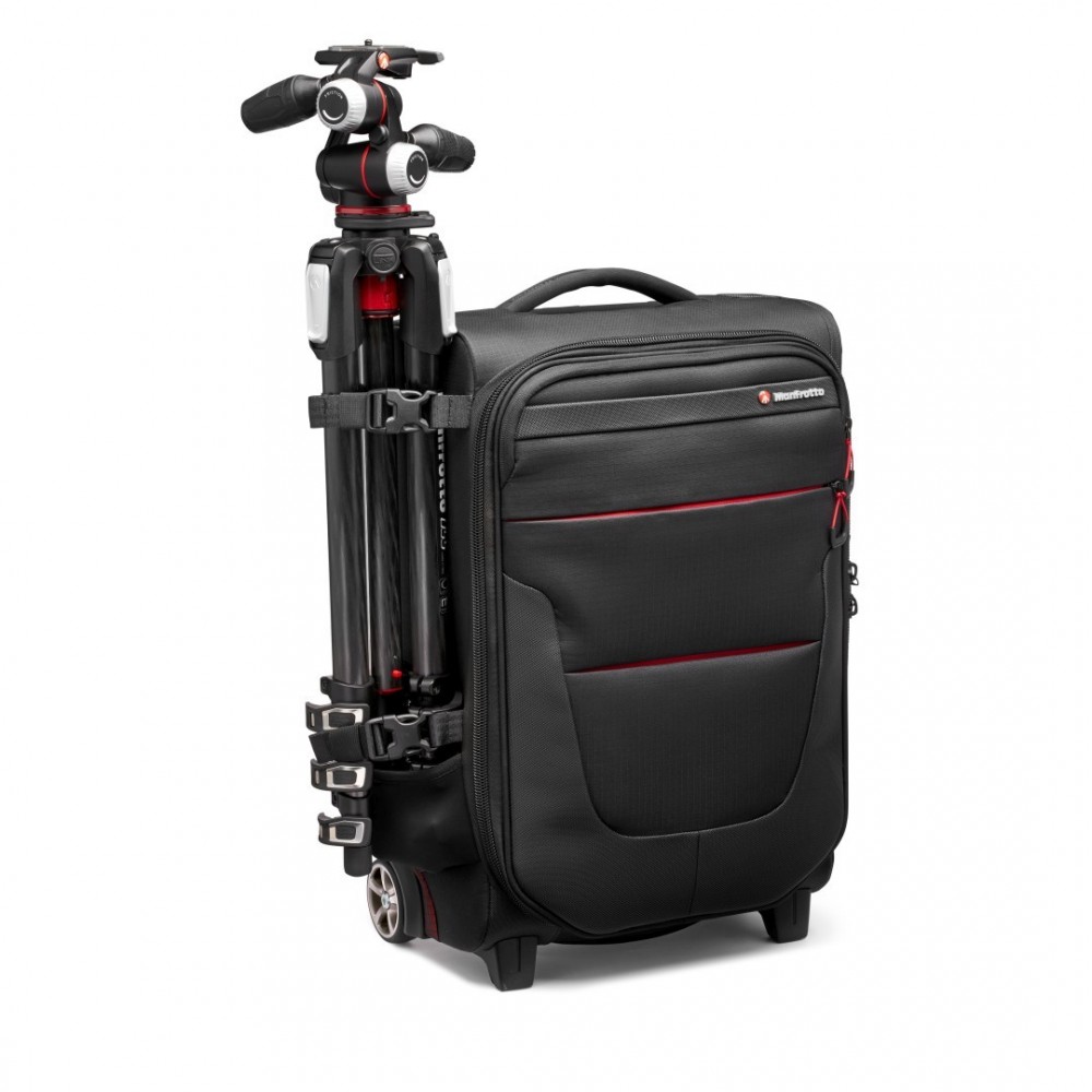 Pro Light Reloader Air-55 carry-on camera roller bag Manfrotto - 
Fits a Pro DSLR with 400/2.8 plus 3 lenses
Outer made from Pro